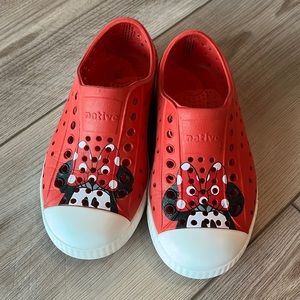 Native Disney Minnie Mouse